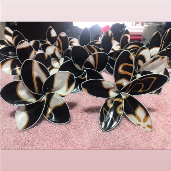 Homemade Flowers - Picture 13 of 15